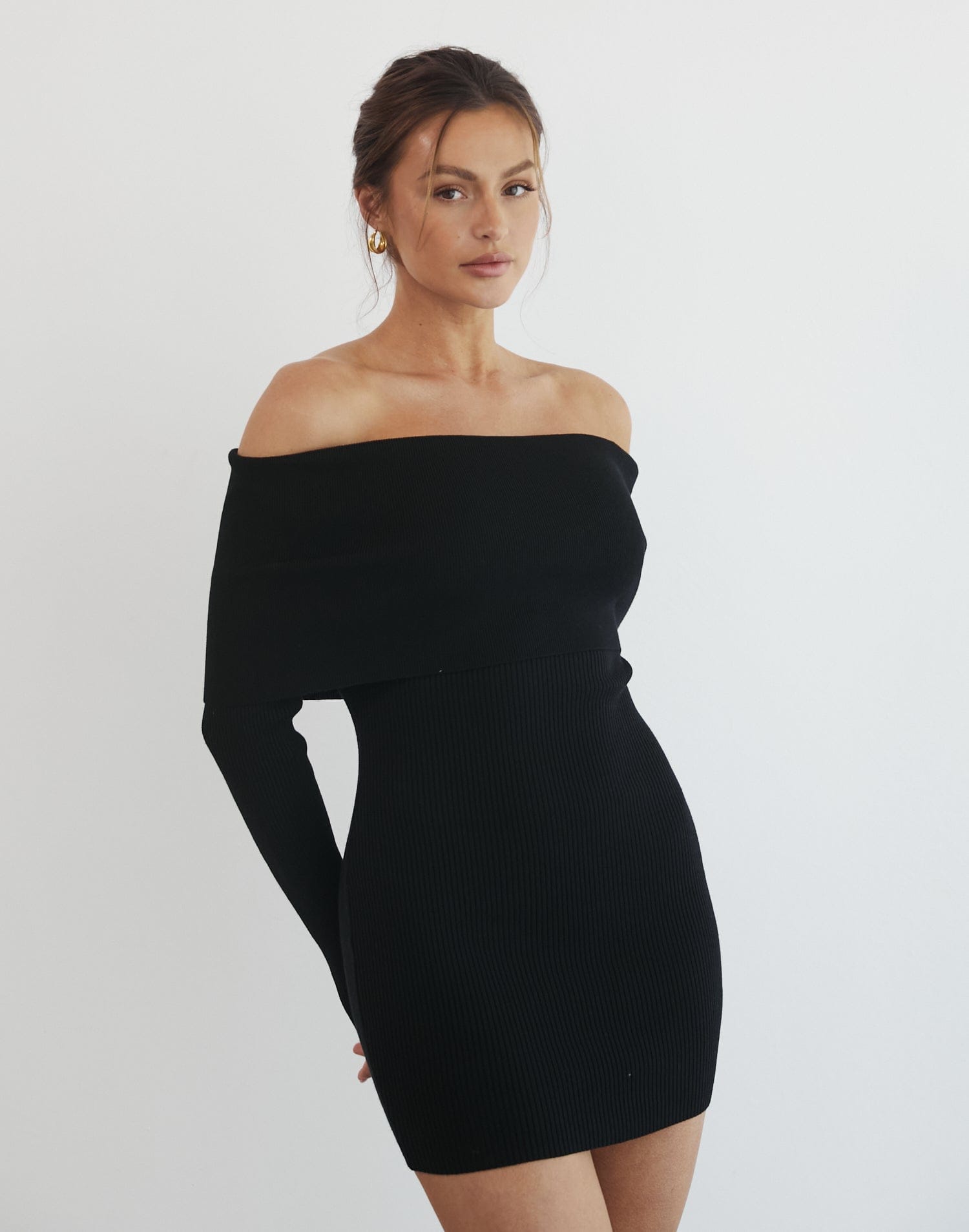 Raymer Long Sleeve Mini Dress (Black)