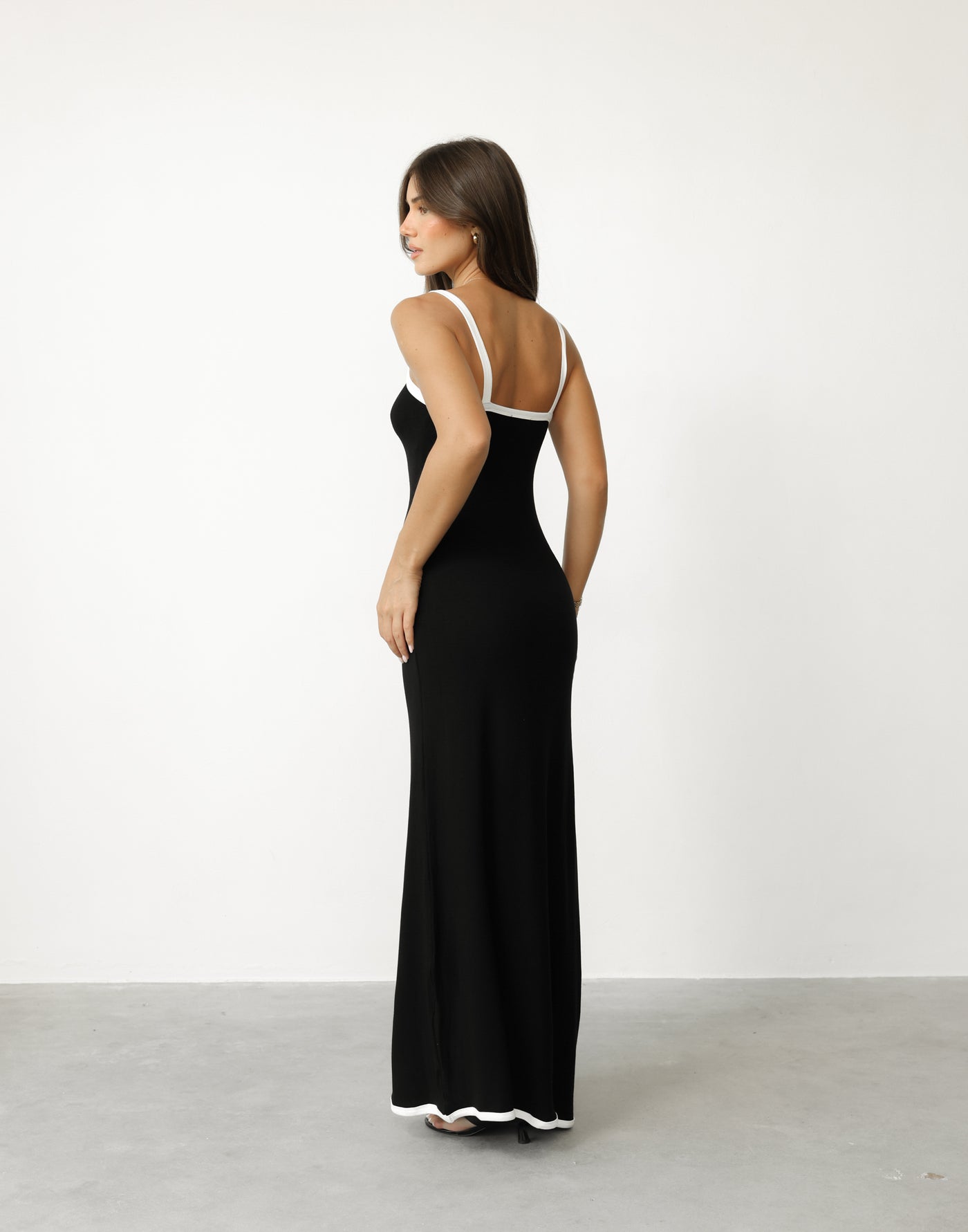 Amihan Maxi Dress (Black) - Stretch Knit Scoop Neck Contrast Detail Maxi Dress - Women's Dress - Charcoal Clothing