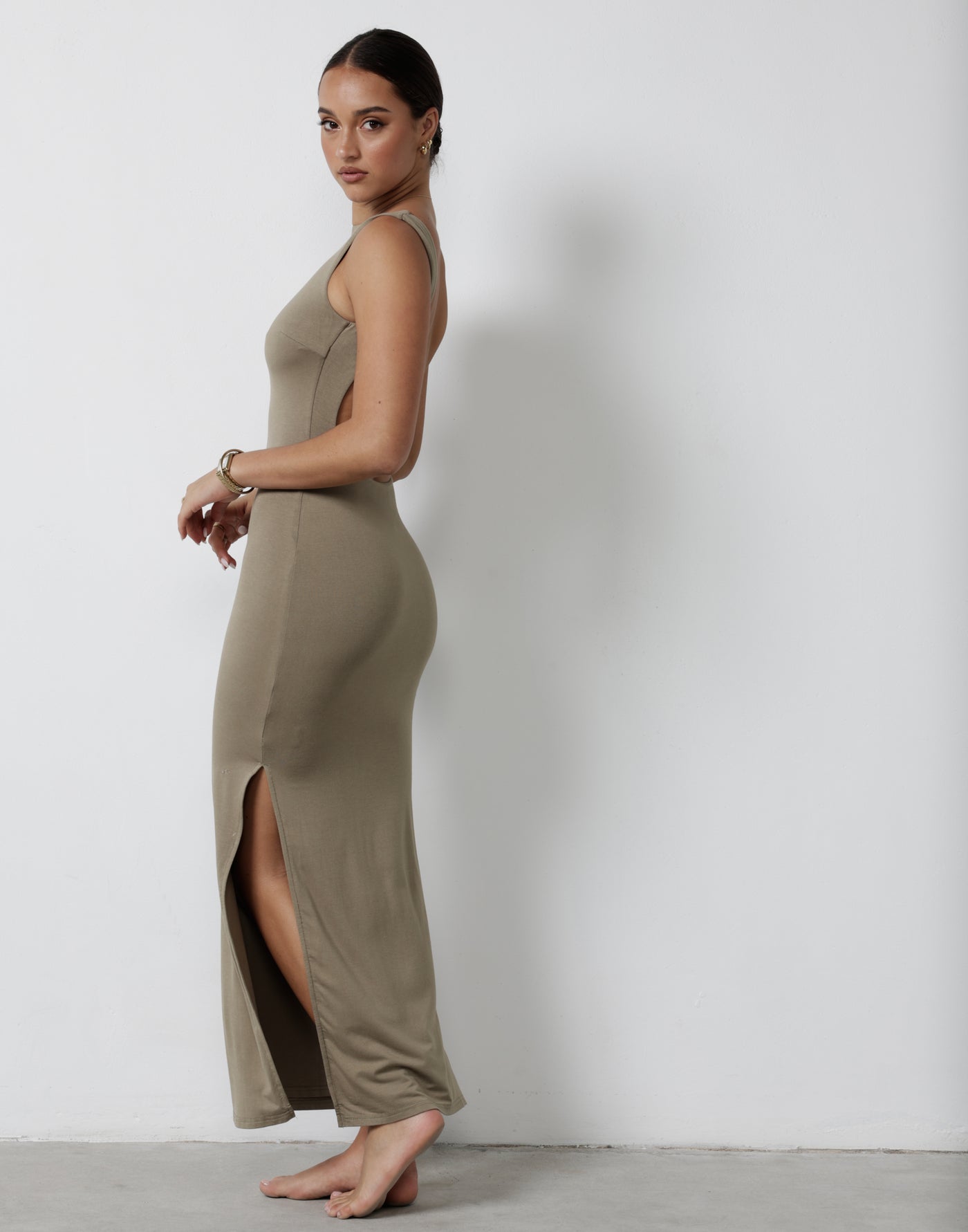 Luna Maxi Dress (Light Khaki) Khaki Sleeveless Open Back Maxi Dress
