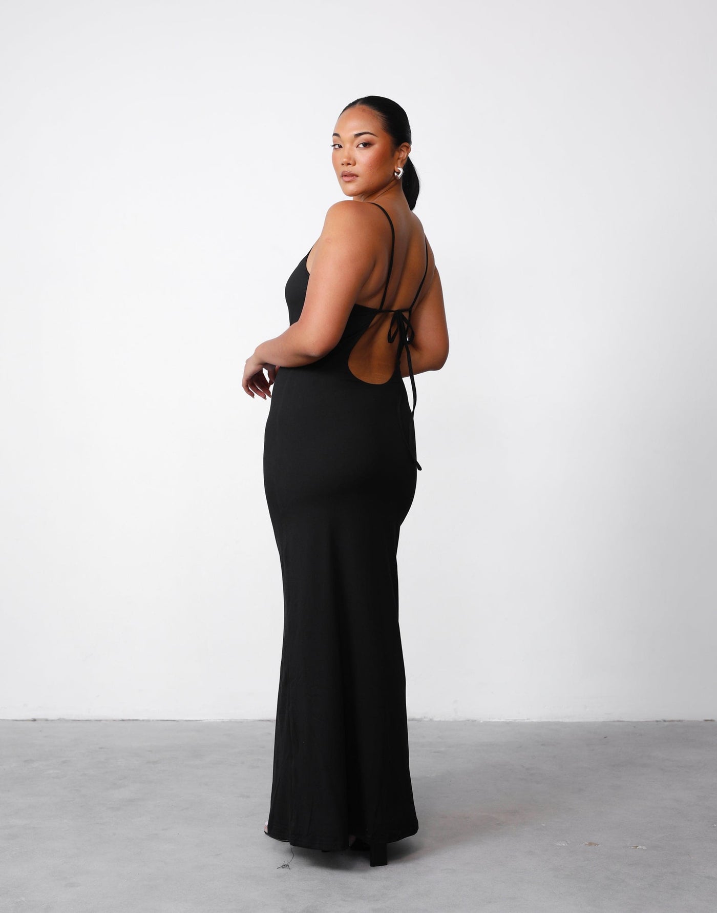 Alexina Maxi Dress (Black) | Charcoal Clothing Exclusive - Keyhole Detail Bodycon Round Neck Maxi Dress - Women's Dress - Charcoal Clothing