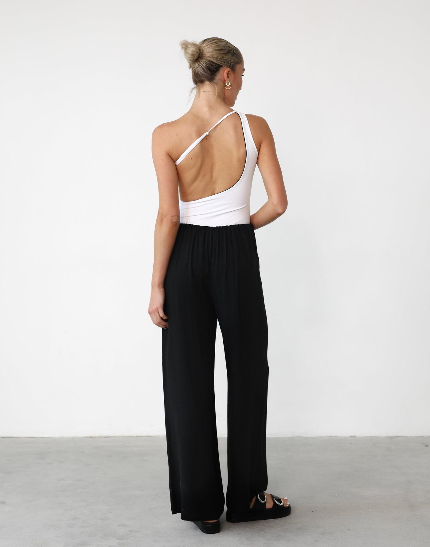 Amee Linen Pants (Black) - Adjustable Waist Tie Linen Pants - Women's Pants - Charcoal Clothing