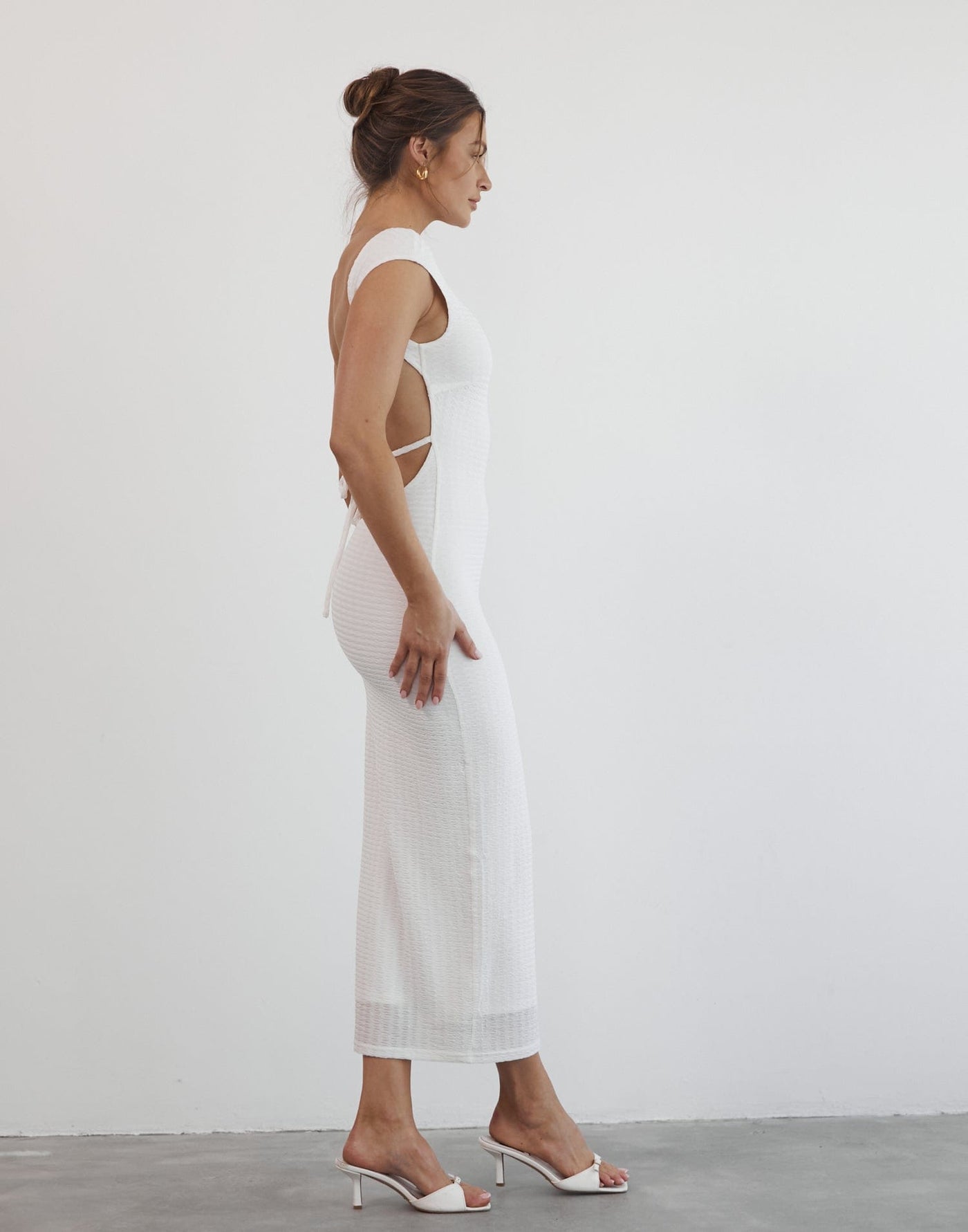 Skylah Maxi Dress (White) - Backless Maxi Dress - Women's Dress - Charcoal Clothing