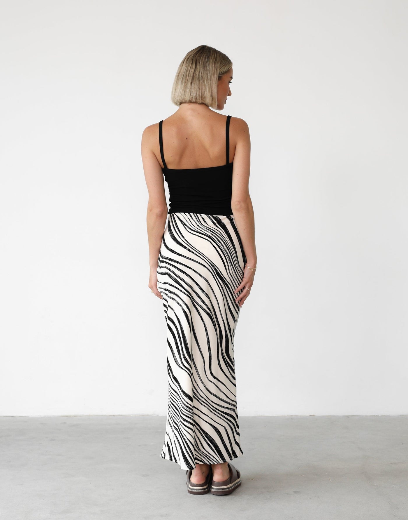 Sye Maxi Skirt (White/Black Print) | Charcoal Clothing Exclusive - High Waist Maxi Skirt - Women's Skirt - Charcoal Clothing