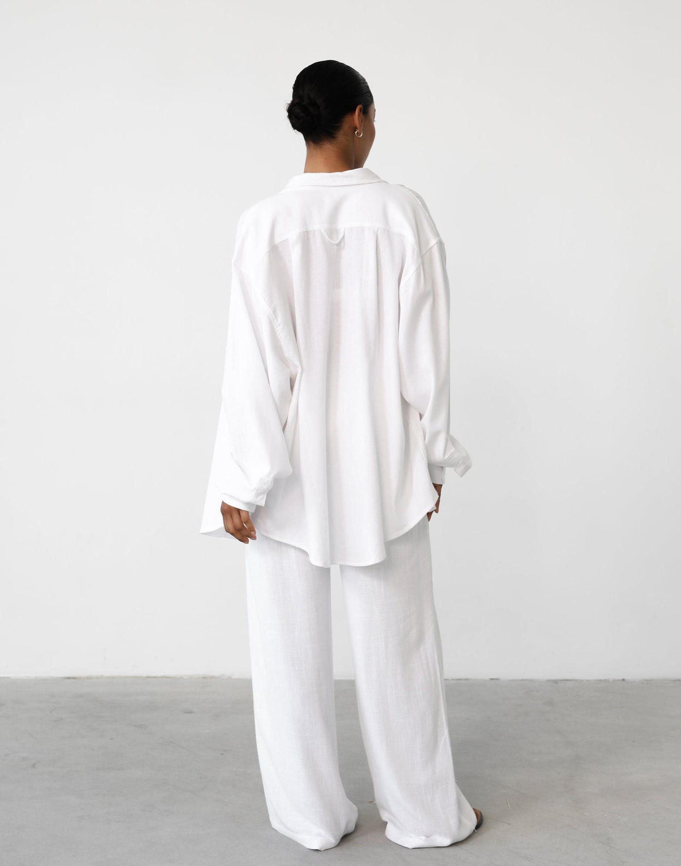 Seneca Linen Shirt (White) - White Linen Shirt - Women's Pants - Charcoal Clothing