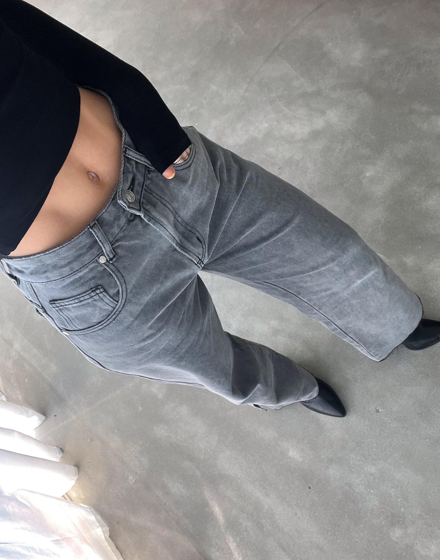 Tommy Jeans (Acid Wash) - Grey Acid Wash Denim Jeans With Splits - Women's Pants - Charcoal Clothing